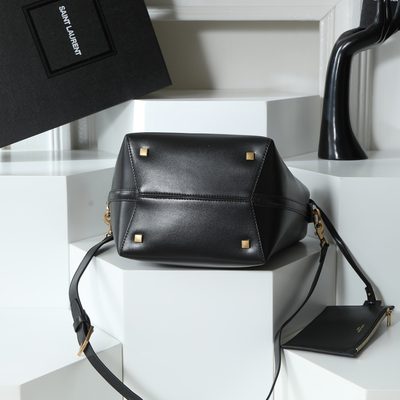 Saint Laurent Le 37 Small Leather Bucket Bag — 4