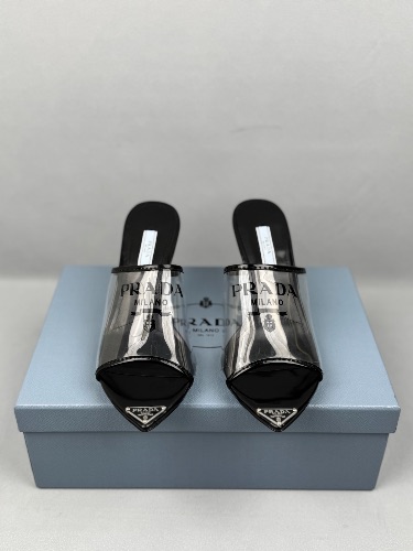 Prada Logo Vinyl & Leather Pointy-Toe heels — 3