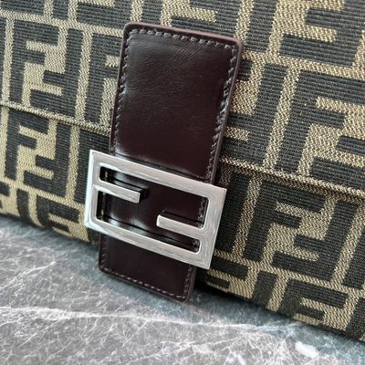 Fendi Zucca Mamma Baguette shoulder bag (T) — 5