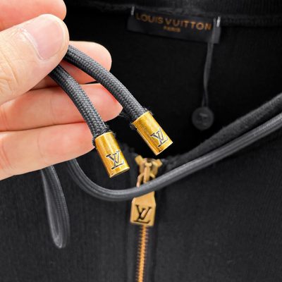 Louis Vuitton zipped hoodie — 8