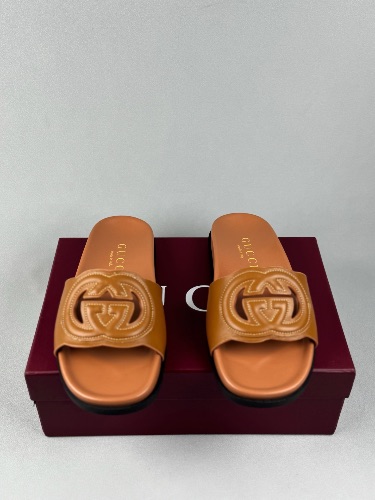 Gucci Women's Slide Sandals — 3