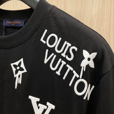 Louis Vuitton T-shirt — 4