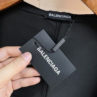 Balenciaga zip-up hoodie and matching sweatpants set — 11