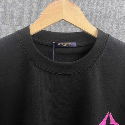 LV T-shirt — 3