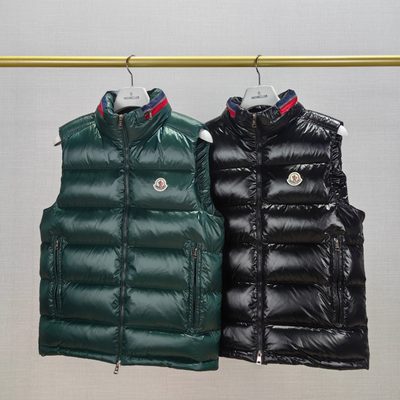Moncler Men's Ouse Hooded Down Gilet — 6