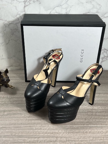 Gucci Angel leather platform T-bar pumps — 3