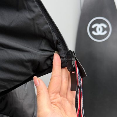 Moncler Laverq Hooded Short Down Jacket — 7