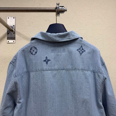 Louis Vuitton Embroidered Signature Chambray Short-Sleeved Shirt — 10