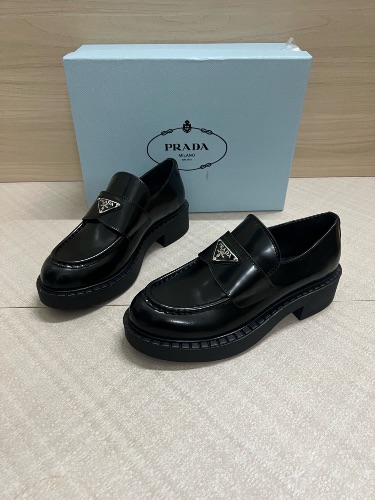 Prada Chocolate loafers in black brushed leather — 3