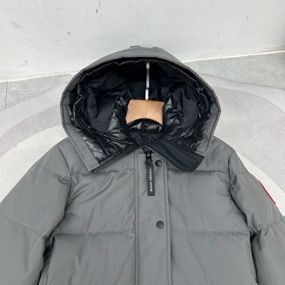 Canada Goose Women's Shelburne Parka — 9
