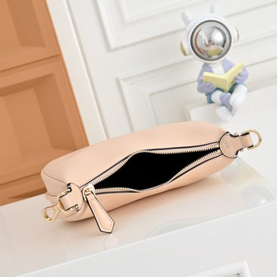 Fendi Fendigraphy bag (T) — 9