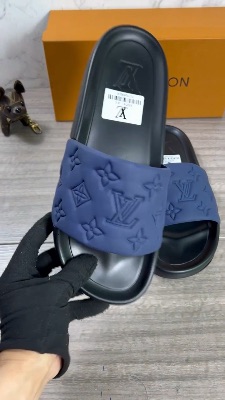 Louis Vuitton blue and black rubber Monogram pool slides — 5
