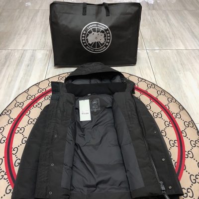 Canada Goose men's hooded parka with four — 6