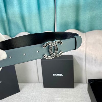 Chanel belt made from turquoise calfskin leather featuring a silver-tone CC logo buckle — 4