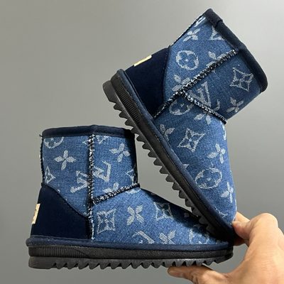 Louis Vuitton LV Yeti Mid Boots — 9