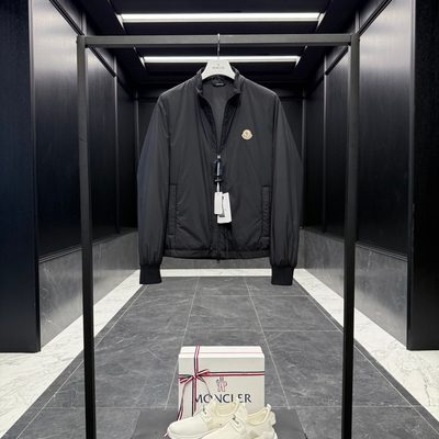 Moncler quilted down gilet — 5