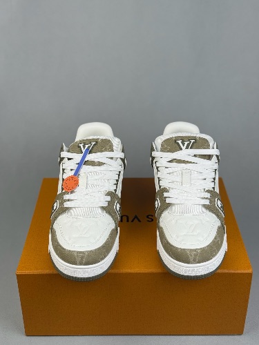 Louis Vuitton LV Trainer sneakers in Khaki Green Monogram Denim — 3