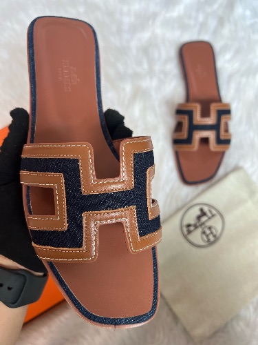 Hermès Oran sandals — 4