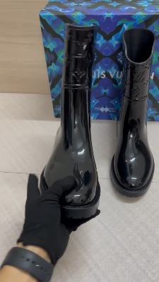 Louis Vuitton Drops Flat Half Rain Boots — 5