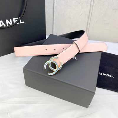 Chanel leather belt featuring a gold CC logo buckle — 4