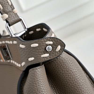 Fendi Peekaboo ISeeU handbag (T) — 6