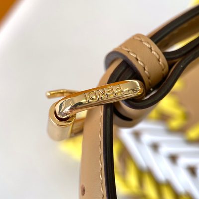 Fendi Peekaboo ISeeU handbag (T) — 6