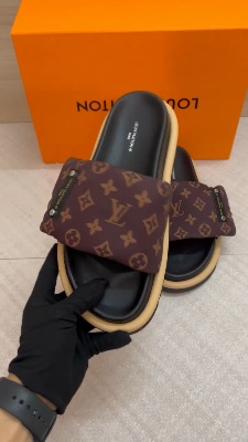 Louis Vuitton Cacao Brown Pool Pillow Flat — 5