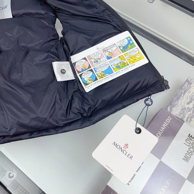 Moncler children's Gilet — 5