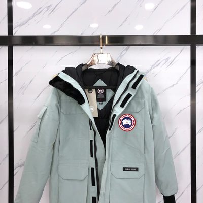 Canada Goose Expedition Parka — 4