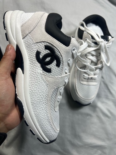 Chanel white and black low-top trainers — 4
