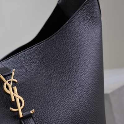 Saint Laurent Le 5 à 7 supple shoulder bag — 5