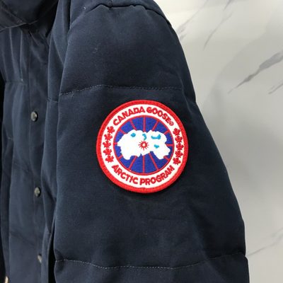 Canada Goose Wyndham Parka — 5