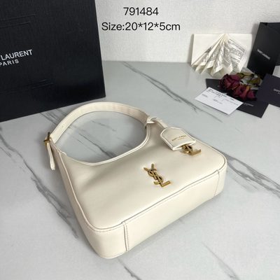 Saint Laurent Le 5 à 7 shoulder bag — 4