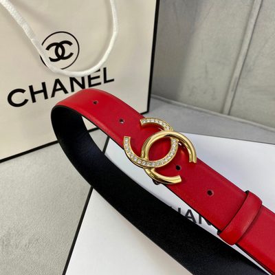 Chanel leather belt features a distinctive silver CC logo buckle — 7