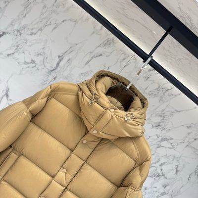 Moncler Maya 70 Hooded Short Down Jacket — 4