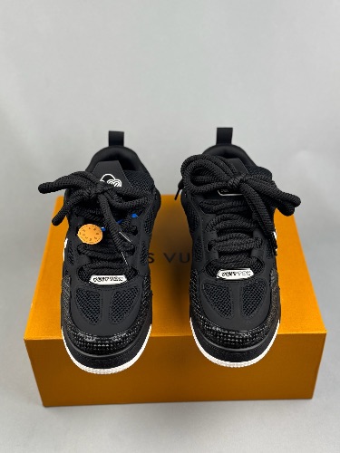 Louis Vuitton LV Skate trainers in black and white — 3