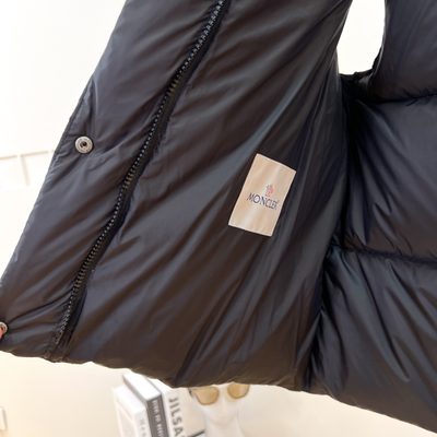 Moncler Macareux Hooded Gilet — 6