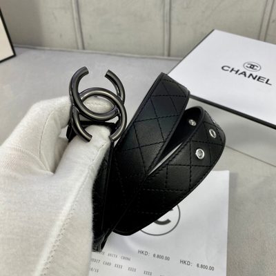 Chanel black quilted calfskin belt features a gold-tone CC buckle — 6