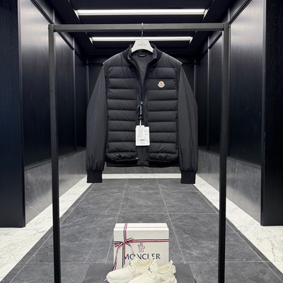 Moncler quilted down gilet — 8