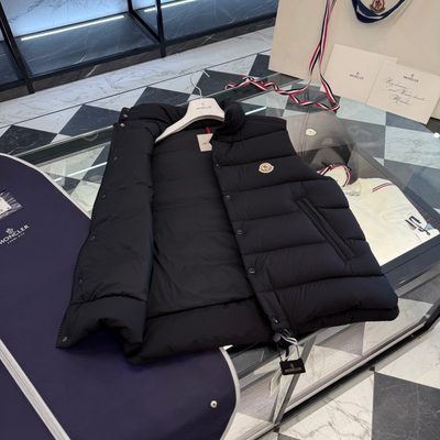 Moncler Tibb Down Gilet — 6