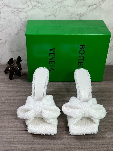 Bottega Veneta terry cloth bow mules — 3