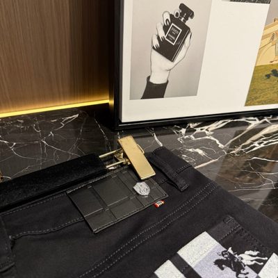 Louis Vuitton pants — 10