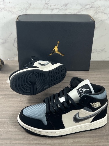 Nike Air Jordan 1 Mid Satin Smoke Grey sneakers