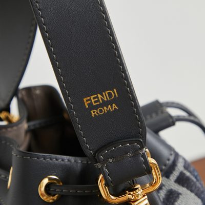 Fendi Mon Tresor bucket bag (T) — 6