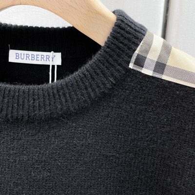 Burberry wool-cashmere crewneck sweater — 5