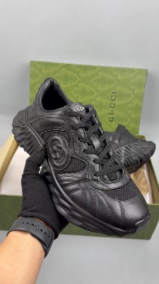 Gucci Ripple sneakers in black leather — 5