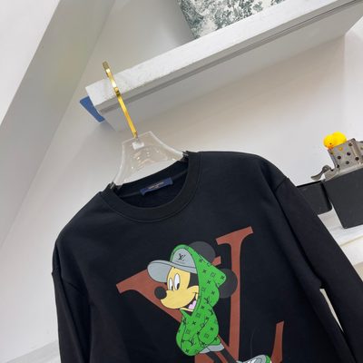 LV crewneck sweatshirt — 7
