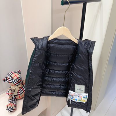 Moncler Enfant navy blue hooded down puffer coat — 6