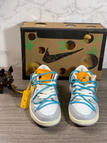 Nike x Off-White Dunk Low "Lot 02" sneaker — 3