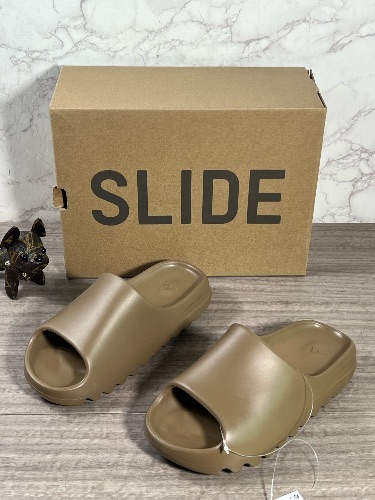 Adidas Yeezy Slides